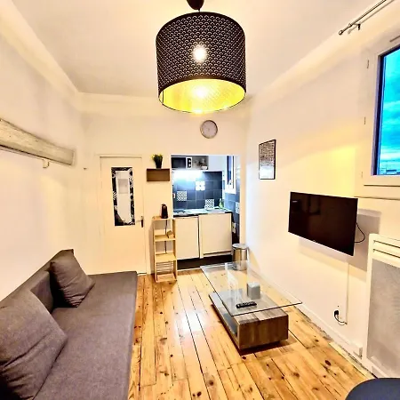 Apartmán Arcole Metro Botanical Garden *