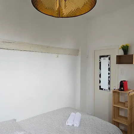 Arcole Metro Botanical Garden *